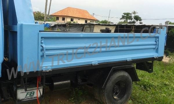 รถบรรทุก 6 ล้อ ISUZU ELF250  88 แรงม้า