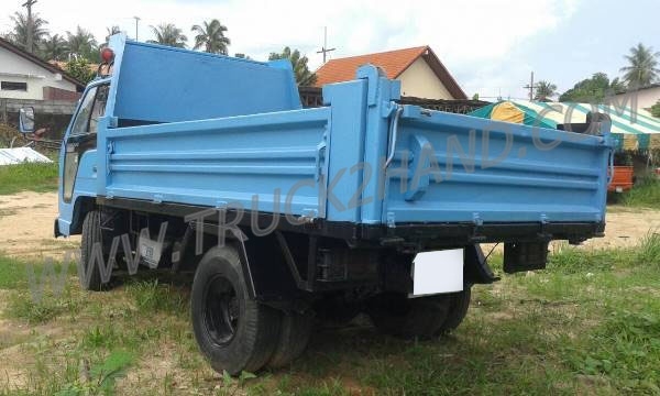 รถบรรทุก 6 ล้อ ISUZU ELF250  88 แรงม้า