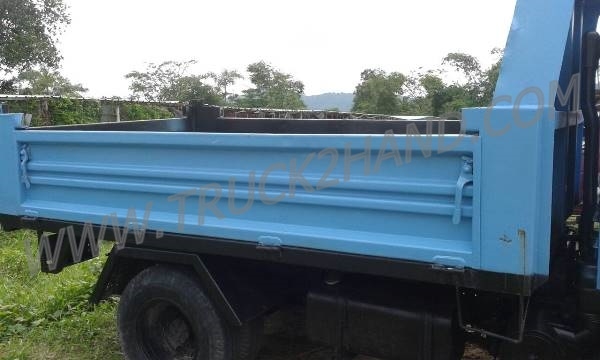 รถบรรทุก 6 ล้อ ISUZU ELF250  88 แรงม้า