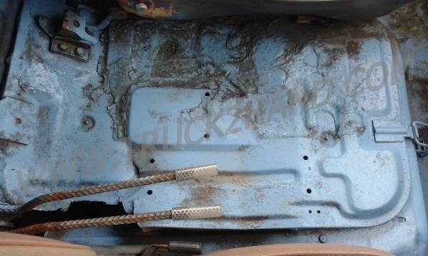 รถบรรทุก 6 ล้อ ISUZU ELF250  88 แรงม้า