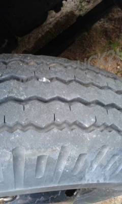 รถบรรทุก 6 ล้อ ISUZU ELF250  88 แรงม้า