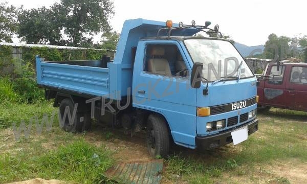 รถบรรทุก 6 ล้อ ISUZU ELF250  88 แรงม้า