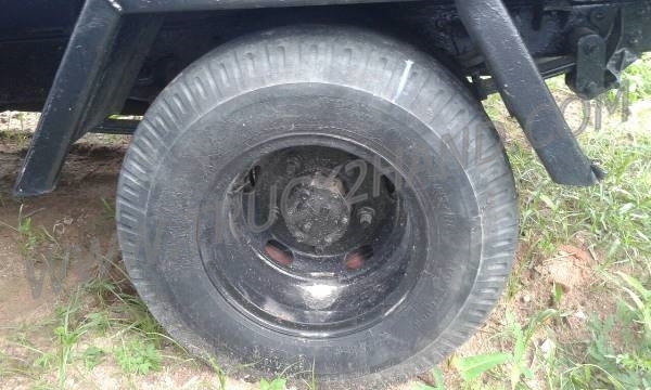 รถบรรทุก 6 ล้อ ISUZU ELF250  88 แรงม้า