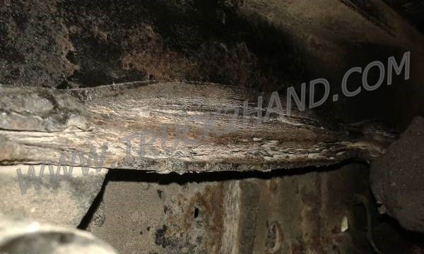 รถบรรทุก 6 ล้อ ISUZU ELF250  88 แรงม้า