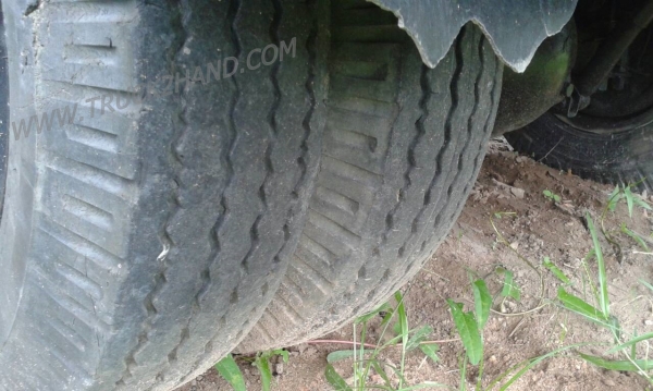 รถบรรทุก 6 ล้อ ISUZU ELF250  88 แรงม้า