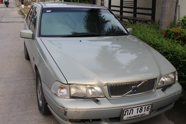ขายvolvo  S70 2.3 turbo ออโต้แก๊ส 129000