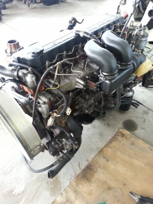 เครื่อง 6hh1  12วาร์ว 210 แรง พร้อมหม้อน้ำ เก่าญี่ปุ่น