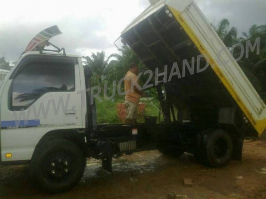 ISUZU 6 ล้อ ELF สภาพพร้อมใช้งาน