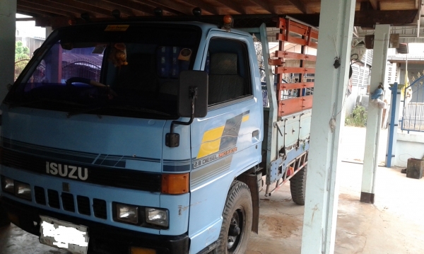 ขายNKR 88 แรงม้า รถห้างเดิมๆ