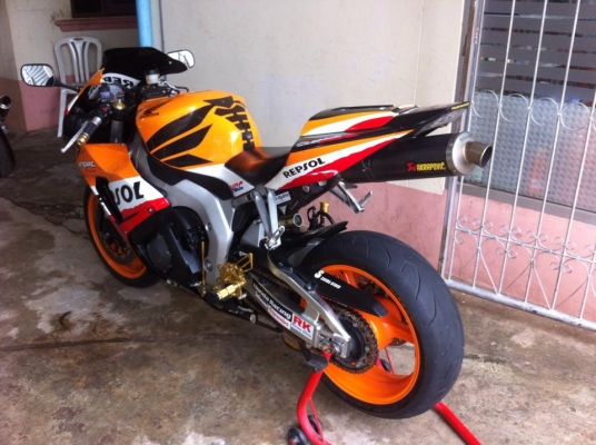 ขาย HONDA CBR1000RR REPSOL ปี2007 สภาพสวยมาก อินวอย์ สพม ขาย HONDA CBR1000RR REPSOL ปี2007 สภาพสวยมาก อินวอย์ สพม