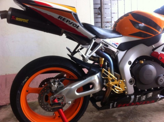 ขาย HONDA CBR1000RR REPSOL ปี2007 สภาพสวยมาก อินวอย์ สพม ขาย HONDA CBR1000RR REPSOL ปี2007 สภาพสวยมาก อินวอย์ สพม