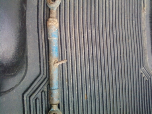 ขายแขนกลาง รุ่น ฟอร์ด 6600 หรือสามารถแปลงใส่ได้ทุกรุ่น  ราคา1000 บาท