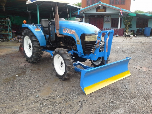 แชมป์ mx 6255 มีใบดันหน้า และ ผานพรวน พร้อมลุยงาน