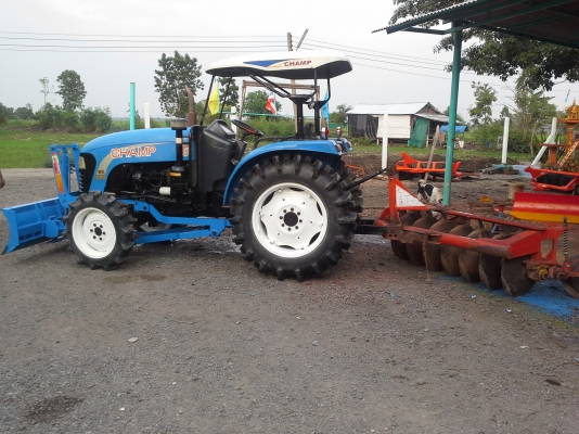 แชมป์ mx 6255 มีใบดันหน้า และ ผานพรวน พร้อมลุยงาน