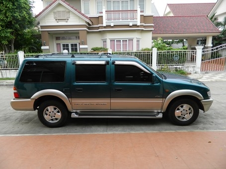 ปี99 อีซูซุ 4x4 แอ็ดเวนเจอร์ 5ประตู สวย