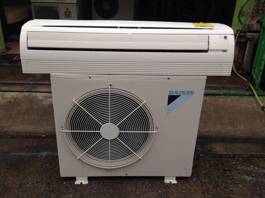 **** ขายแอร์ DAIKIN 18000 BTU สภาพสวย ****