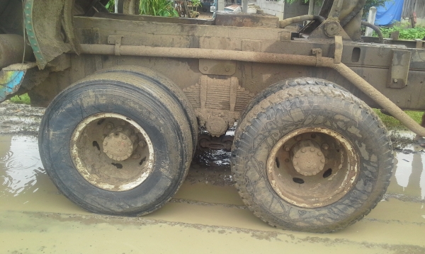 ขายสิบล้ออีชุสุ ร็อก210 FXZ13NYเปลี่ยนเครื่องเป็นp11 320 แรง ลงเล่มแล้วคับหายห่วง เครื่องดีมากๆ คัชชีสวยไม่บวม ไม่ดามเกียรอิตัลมีระบบลากพ่วงราคาต่อรองไดัคับ 850000  ราคาน่าซื้อทะเบียนเต็มพร้อมโอนคับ