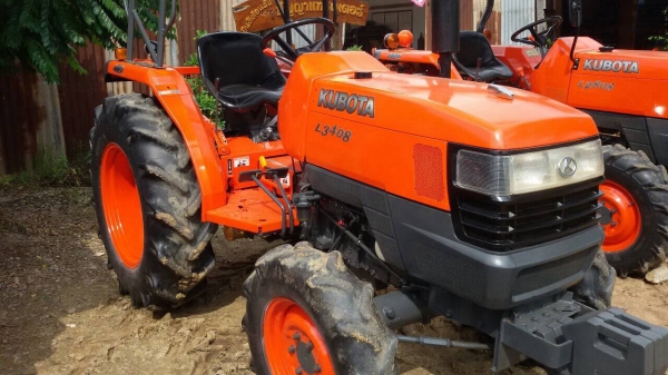 ปัญญาแทรคเตอร์มาแล้ว...จัดมาให้ครับ คูโบต้า L3408 ตัวเปล่า จัดส่ง อ.แม่ทา จ.ลำพูน