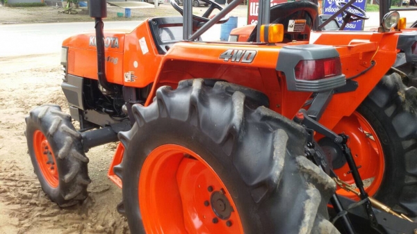 ปัญญาแทรคเตอร์มาแล้ว...จัดมาให้ครับ คูโบต้า L3408 ตัวเปล่า จัดส่ง อ.แม่ทา จ.ลำพูน