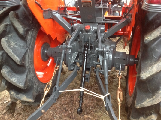 ปัญญาแทรคเตอร์มาแล้ว...จัดมาให้ครับ คูโบต้า L3408 ตัวเปล่า ( ใบมีดใหม่เพิ่ม 37,000) จัดส่งอ.ลานสักจ. อุทัยธานี