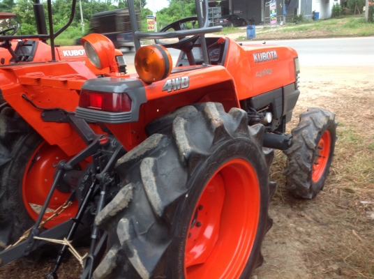 ปัญญาแทรคเตอร์มาแล้ว...จัดมาให้ครับ คูโบต้า L3408 ตัวเปล่า ( ใบมีดใหม่เพิ่ม 37,000) จัดส่งอ.ลานสักจ. อุทัยธานี