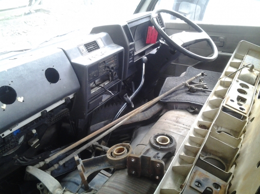 ขายหัวอีซูซุเก่านอก หัวยึดแต่มีแท่นหน้าให้ของครบ ใครที่สั่งไว้มาเอาเลยครับ 39500 บาท ราคาเดิมครับ ขายหัวอีซูซุเก่านอก หัวยึดแต่มีแท่นหน้าให้ของครบ ใครที่สั่งไว้มาเอาเลยครับ 39500 บาท ราคาเดิมครับ