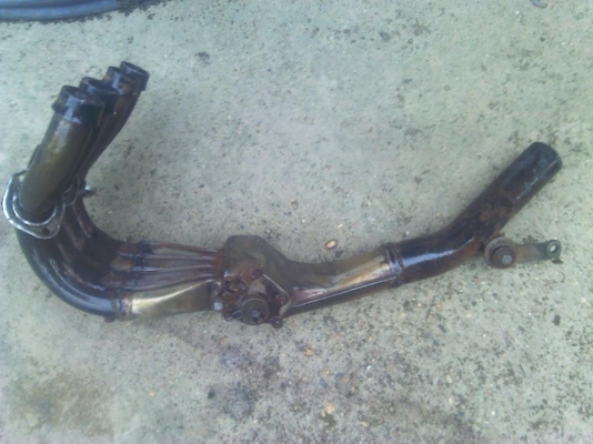 ขายคอท่อ Yamaha FZR250