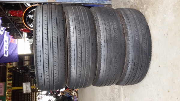 ขายยาง 215 65 16 บิสโตนปี14ชุดละ8800