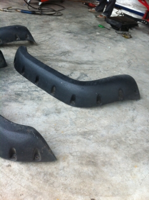 ขายโปงใส่ไมตี๋ 4x4 หล่อๆ ไม่มีแตก