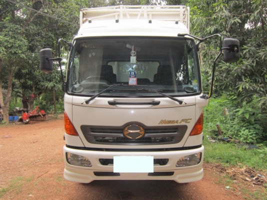 ขายหกล้อเมก้า 150 ยาว 5.60 ม. วิ่ง 8 หมื่นกว่าๆแท้มี Bookservice เช็กได้ครับ รถสวยกิ๊บ สภาพป้ายแดง