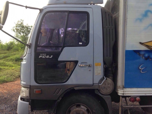 ขายรถ6ล้อ ตู่เปียก HINO FC4J เครื่อง 145 แรงม้า ตู่ยาว 5.50 เมตร สนใจโทร 081-9701072