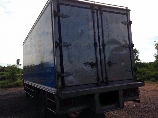 ขายรถ6ล้อ ตู่เปียก HINO FC4J เครื่อง 145 แรงม้า ตู่ยาว 5.50 เมตร สนใจโทร 081-9701072