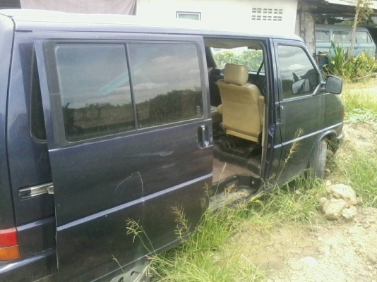 ขาย vw caravelle (ช่วงสั้น ประตูสไลด์2ข้าง) *หายากคับ ราคา150000 ขาย vw caravelle (ช่วงสั้น ประตูสไลด์2ข้าง) *หายากคับ ราคา150000