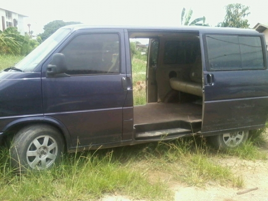 ขาย vw caravelle (ช่วงสั้น ประตูสไลด์2ข้าง) *หายากคับ ราคา150000 ขาย vw caravelle (ช่วงสั้น ประตูสไลด์2ข้าง) *หายากคับ ราคา150000