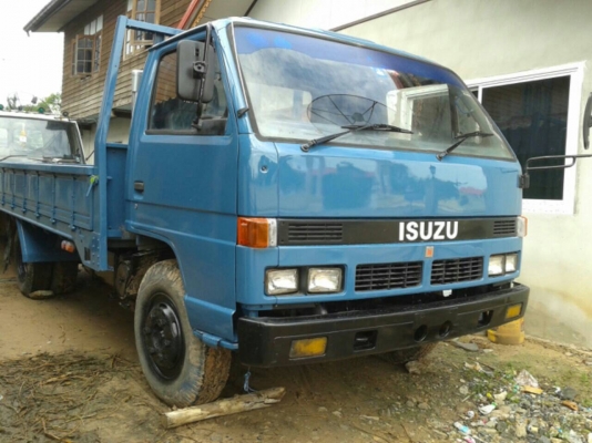 ขาย6ล้อ อีซูซุ NPR59LU5 115แรง เครื่องดี แชชซีสวย เอกสารเล่มทะเบียนพร้อม ยาว 4.30 เมตร สภาพพร้อมใช้งาน ขาย6ล้อ อีซูซุ NPR59LU5 115แรง เครื่องดี แชชซีสวย เอกสารเล่มทะเบียนพร้อม ยาว 4.30 เมตร สภาพพร้อมใช้งาน