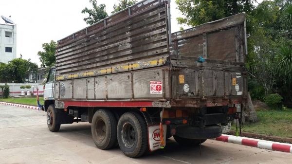 ขาย10ล้อ1เพลาวิ่งร่อง อีซูซู JCM 170 6BF1เครื่องดี แชชซีสวย เอกสารพร้อมโอน จัดไฟแนนซ์ได้ สภาพพร้อมใช้งาน ขาย10ล้อ1เพลาวิ่งร่อง อีซูซู JCM 170 6BF1เครื่องดี แชชซีสวย เอกสารพร้อมโอน จัดไฟแนนซ์ได้ สภาพพร้อมใช้งาน