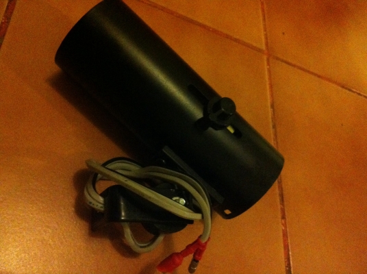 ขายไฟส่องป้ายสินค้า มือ1 ราคาเบาๆครับ