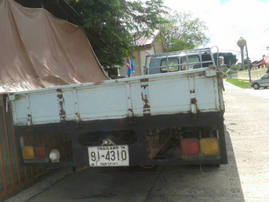 ขาย6ล้อบรรทุก อีซูซุ165ยาว 6.5 เมตร เครื่องดี แชชซีดี เอกสารพร้อม กระบะคาร์โก้ ขาย6ล้อบรรทุก อีซูซุ165ยาว 6.5 เมตร เครื่องดี แชชซีดี เอกสารพร้อม กระบะคาร์โก้