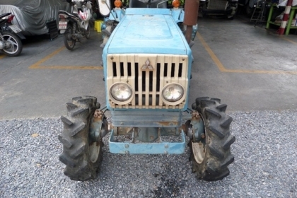 ขาย รถไถตีดินนั่งขับ MITSUBISHI D1600FD  16 แรง ขับ 4 นำเข้าจากญี่ปุ่น สภาพพร้อมใช้งาน  ขนาดใบตี 140 ซม.ล้อ 110 ซม. ราคา 89,000