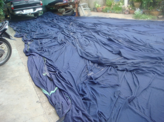 ผ้าร่ม สำหรับเรือไดหมึก (ขนาดประมาณ 15x15 เมตร