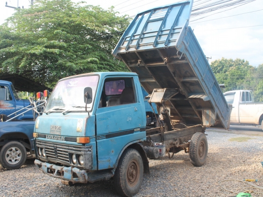 โตโยต้าไดน่า หนุ่มทางหลวงBU20เครื่องดีแซสซีสวยเลยครับดัมพ์ได้