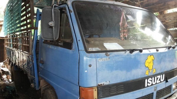 **398,000 บ.ต่อรอง**ขาย6ล้อสไตล์ขาลุย!!! ISUZU NPR59LU5 ห้างแท้ วางเครื่อง4HG1-130ฝาขาว(ลงเล่ม) เครื่องดี แรงดี แน่นดี เกียร์สั้นสาย เกียร์Rocky เข้าง่ายไม่หลุด พร้อมลุย ช่วงล่างใหญ่ F หน้า-หลัง คัสซีดี เก็บงานมา กระบะปูพื้นเหล็ก คอกเหล็ก ยาว4.30ม.สภาพดี