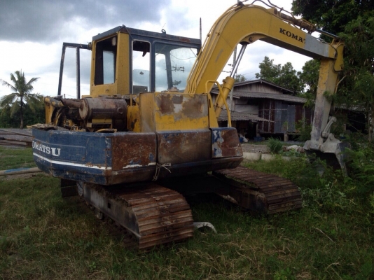 ขายรถแบคโฮ KOMATSU 60-5 สภาพดี พร้อมใช้งาน สนใจโทร 081-9701072