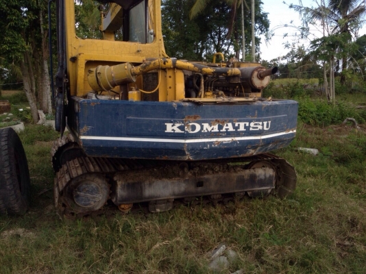 ขายรถแบคโฮ KOMATSU 60-5 สภาพดี พร้อมใช้งาน สนใจโทร 081-9701072 ขายรถแบคโฮ KOMATSU 60-5 สภาพดี พร้อมใช้งาน สนใจโทร 081-9701072