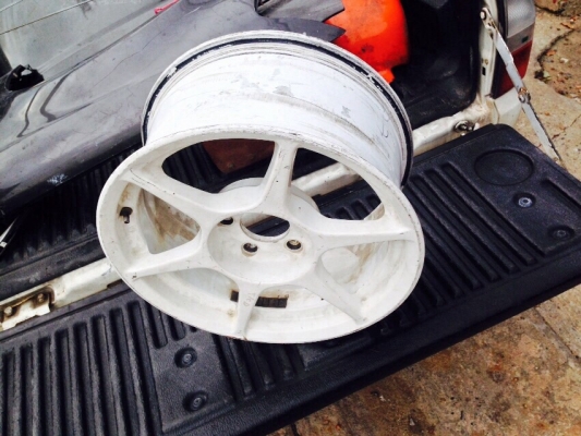 ขายเศษล้อแท้ P1 ขอบ 16 กว้าง 7 ครึ่ง