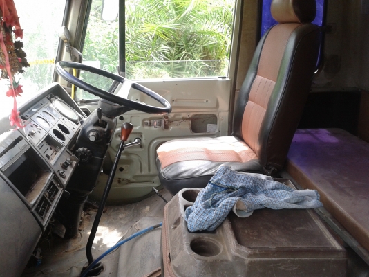 kt725 Hino 195 แรง ขายถูก kt725 Hino 195 แรง ขายถูก