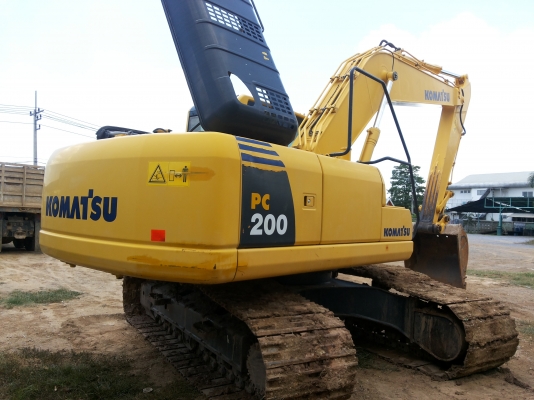 รถสวยKOMATSU  PC200-8  5800ชม.