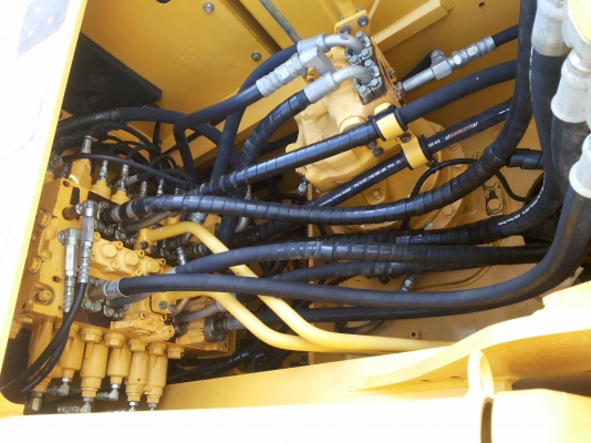 รถสวยKOMATSU  PC200-8  5800ชม.