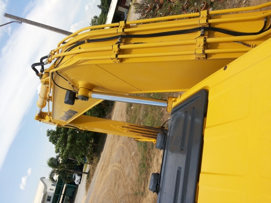 รถสวยKOMATSU  PC200-8  5800ชม.