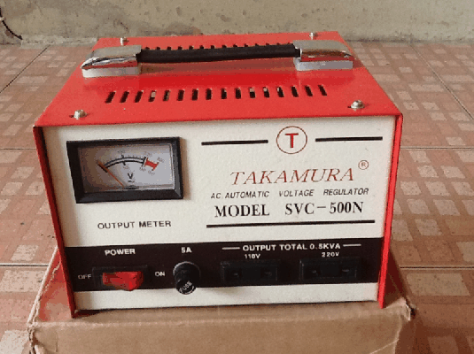 ขายหม้อแปลง-รักษาระดับแรงดันไฟ(AC. AUTOMATIC VOLTAGE REGULATOR) TAKAMURA SVC-500N INPUT 100V-220V OUTPUT 110-220Vของใหม่คับ.